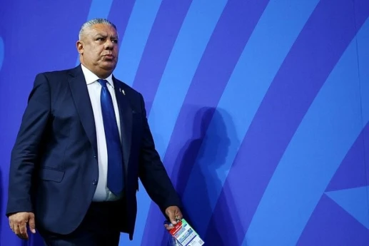 FTB Argentina Futbol Assosiasiyasının prezidentini Nyu-York aeroportunda saxlayıb