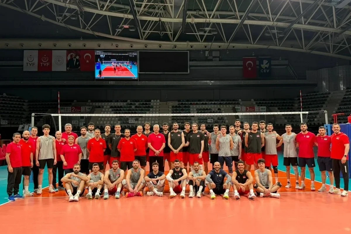 Kişi voleybolçularımız Yunanıstanla üz üzə gələcək - YENİLƏNİR 