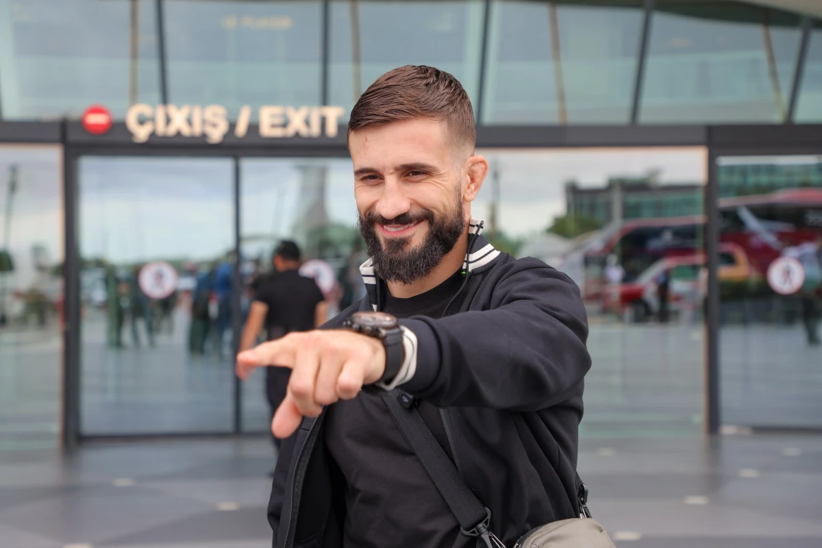 Nazim Sadıxov artıq Bakıda: “Yenidən tarix yazmağa hazıram”