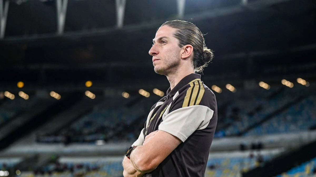 Komandası 8:0 qalib gəldi - İSTEFAYA GÖNDƏRİLDİ 