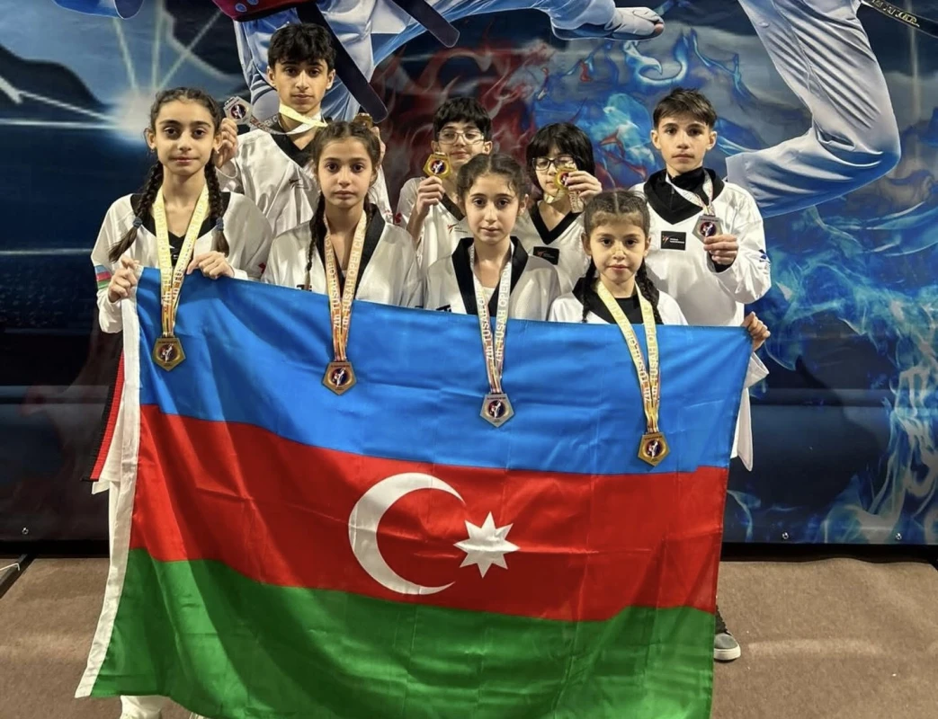 Taekvondoçularımız "Moldova Open"də 7 medal qazanıblar