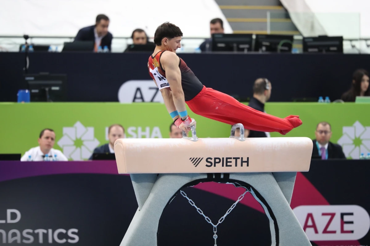 Daha bir gimnastımız Dünya Kubokunun finalında - FOTO 