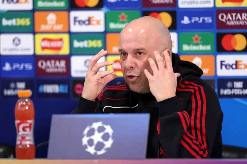 Arne Slot: "İstanbulda qulaqlarımı tıxamayacam"