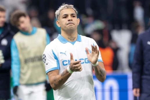 “Beşiktaş” argentinalı müdafiəçi ilə maraqlanır