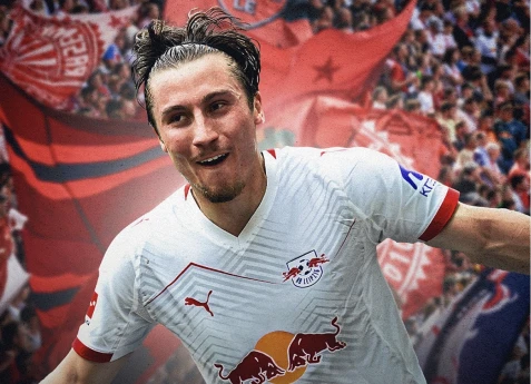 Almaniyalı futbolçu Bundesliqada klubunu dəyişəcək - RƏSMİ 