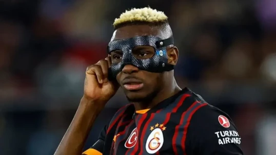 Osimhen əməliyyat olunub