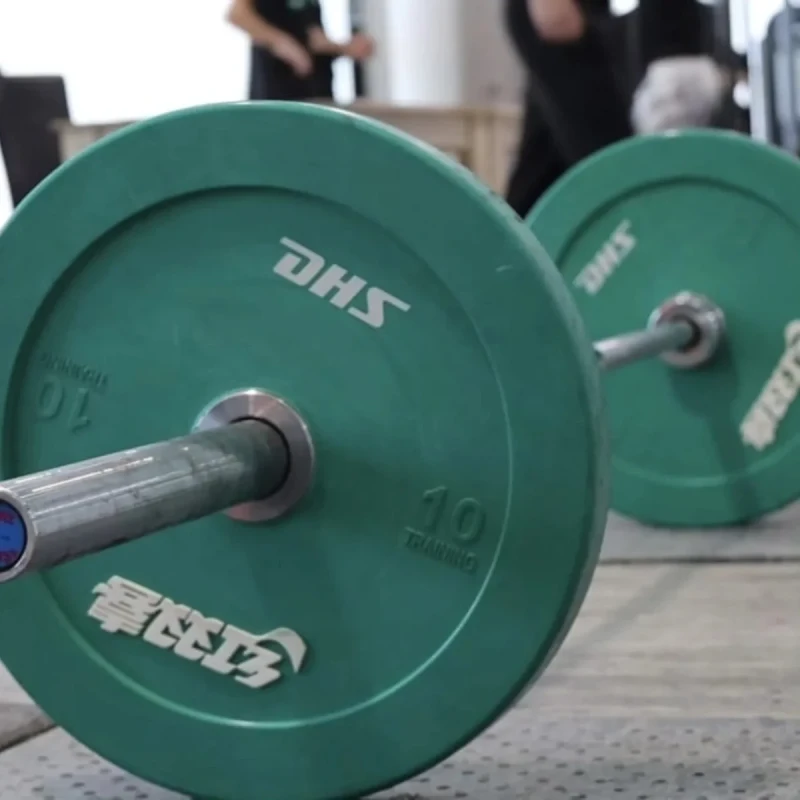 Azərbaycan Ağırlıqqaldırma Federasiyası bölgələrdəki idman məktəblərinə dəstək