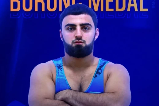 İki güləşçimizdən medal