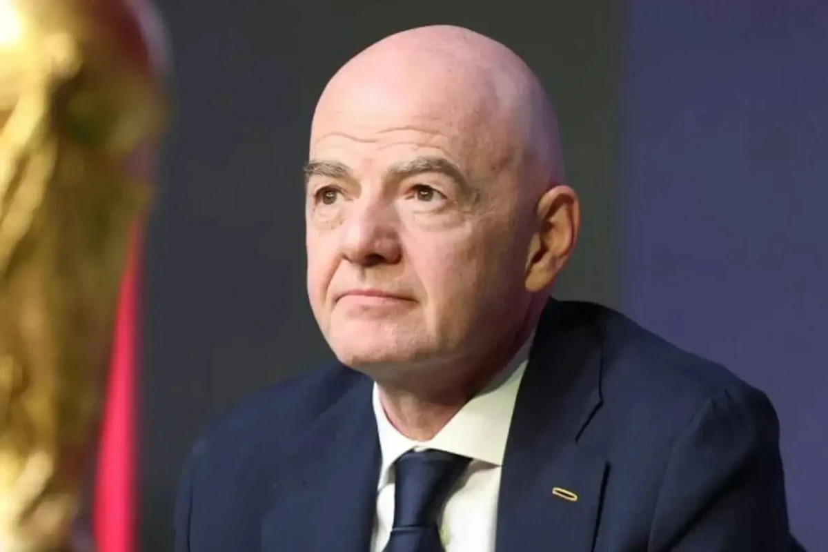 FIFA prezidenti Canni İnfantino Bakıya gəlib